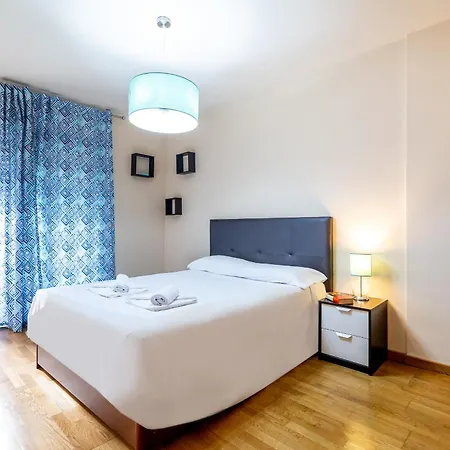 Luminoso Piso En By Apartman